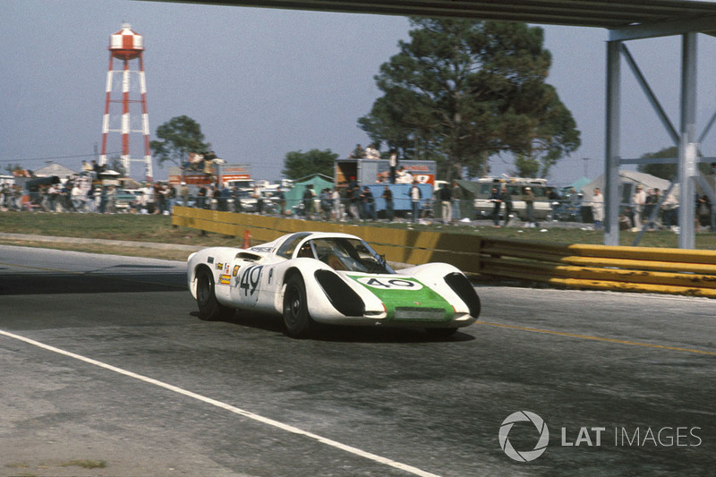 Jo Siffert, Hans Herrmann, Porsche 907 2.2