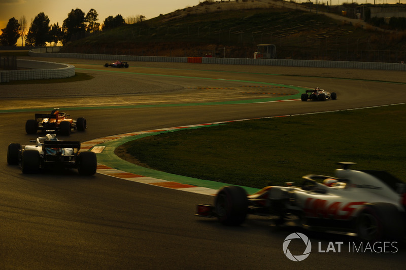 Kevin Magnussen, Haas F1 Team VF-18, Lance Stroll, Williams FW41, Sebastian Vettel, Ferrari SF71H y Marcus Ericsson, Sauber C37