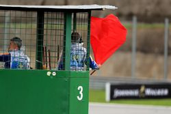 Marshal zwaait de rode vlag in Q1