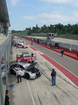 Atmosfera in pit lane