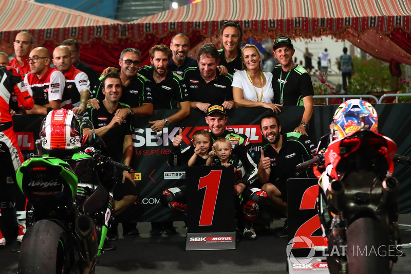 Il vincitore della gara Jonathan Rea, Kawasaki Racing