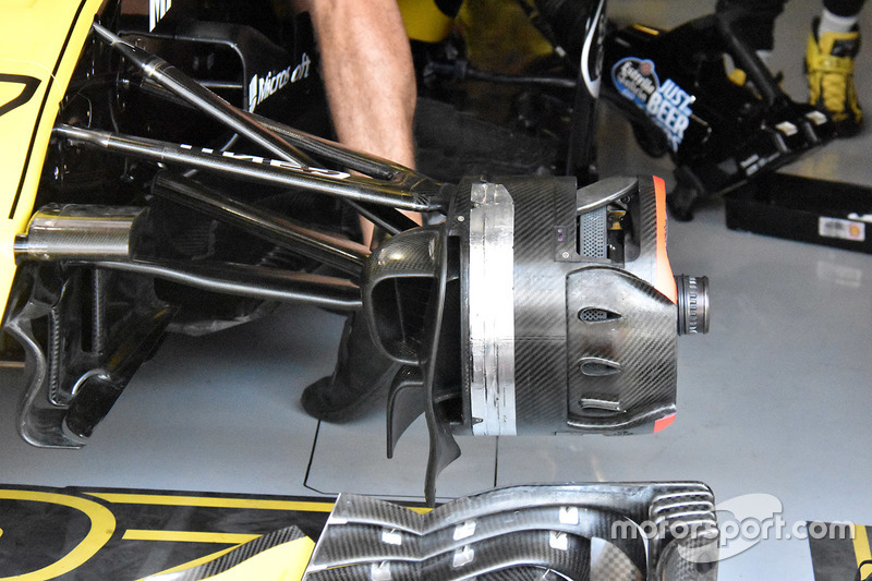 Renault Sport F1 Team R.S. 18 front brake detail