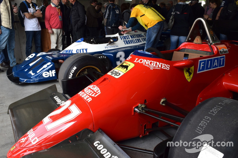 Tyrrel P34 и Ferrari 126 C4