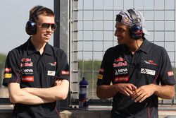 Даниил Квят, Scuderia Toro Rosso, и Карлос Сайнс, Scuderia Toro Rosso