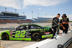 Austin Cindric, Team Penske, Ford Mustang Fitzgerald Glider Kits and crew chief Brian Wilson