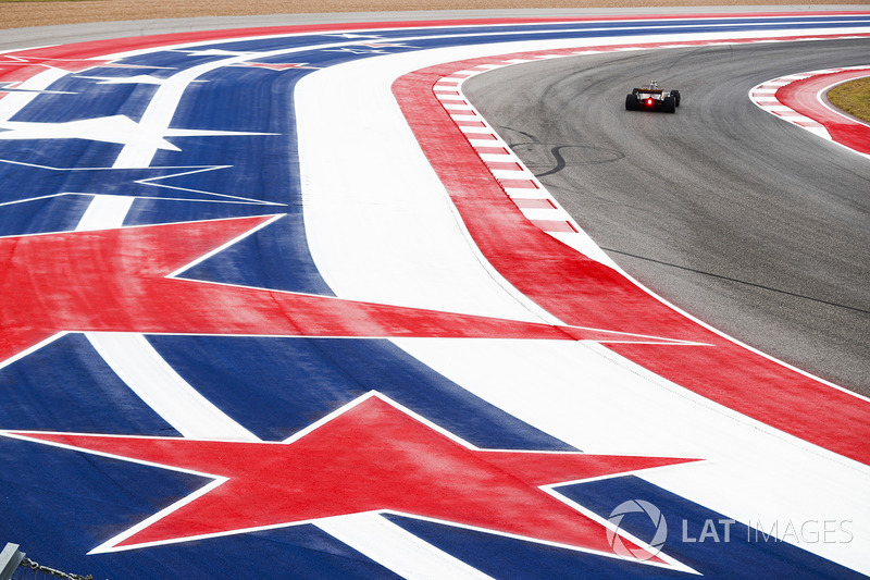 Carlos Sainz Jr., Renault Sport F1 Team RS17