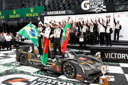 Les vainqueurs Joao Barbosa, Christian Fittipaldi, Filipe Albuquerque, Action Express Racing