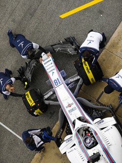 Lance Stroll, Williams FW41, au stand