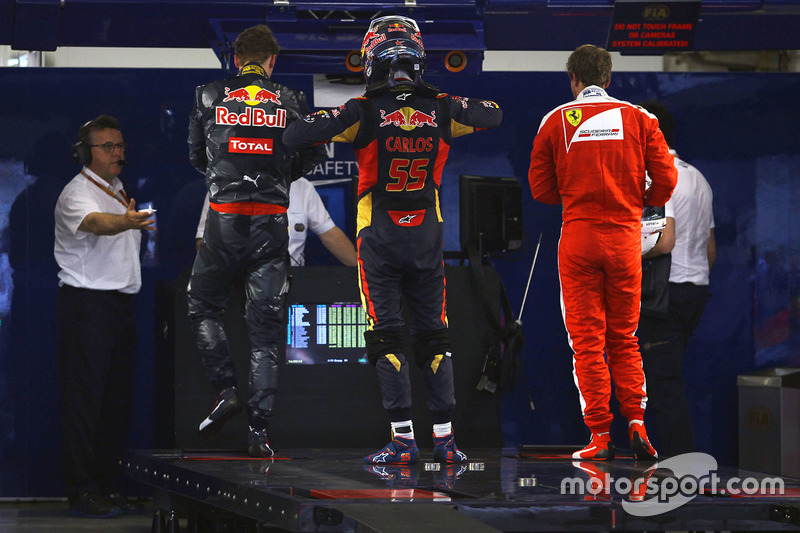 Daniil Kvyat, Red Bull Racing, Carlos Sainz Jr., Scuderia Toro Rosso y Sebastian Vettel, Ferrari