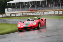 John Surtees im Lola Chevrolet T70 Spyder