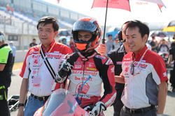 Andi Gilang at the grid start