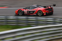 #888 Kessel Racing, Ferrari F458 Italia GT3: Marco Zanuttini, Liam Talbot, Vadim Glitin, Nicola Cade