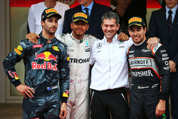 Podium: race winner Lewis Hamilton, Mercedes AMG F1, second place Daniel Ricciardo, Red Bull Racing, third place Sergio Perez, Sahara Force India