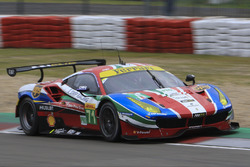 #71 AF Corse Ferrari 488 GTE: Davide Rigon, Sam Bird