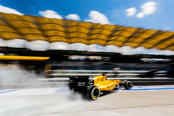 Kevin Magnussen, Renault Sport F1 Team RS16