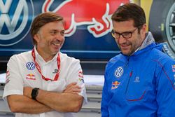 Jost Capito, Volkswagen Motorsport Director and Francois-Xavier Demaison