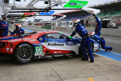 #66 Ford Chip Ganassi Racing Ford GT: Olivier Pla, Stefan Mücke, Billy Johnson