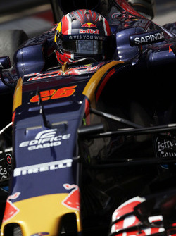 Daniil Kvyat, Scuderia Toro Rosso STR11