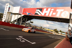 Race winners Nathan Morcom, Chaz Mostert, BMW 335i E92