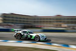 #33 Riley Motorsports SRT Viper GT3-R: Ben Keating, Jeroen Bleekemolen, Marc Miller