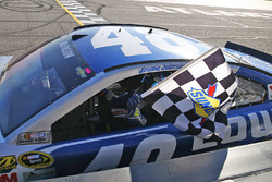 Race winner Jimmie Johnson, Hendrick Motorsports Chevrolet celebrates
