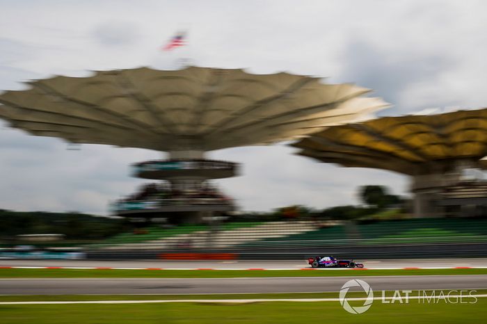 Carlos Sainz Jr., Scuderia Toro Rosso STR12