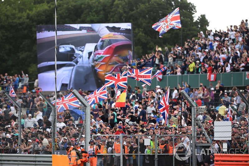 Fans and flags for Lewis Hamilton, Mercedes AMG F1 in the grandstand