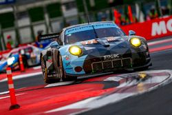 #77 Dempsey Proton Competition Porsche 911 RSR: Christian Ried, Matteo Cairoli, Marvin Dienst