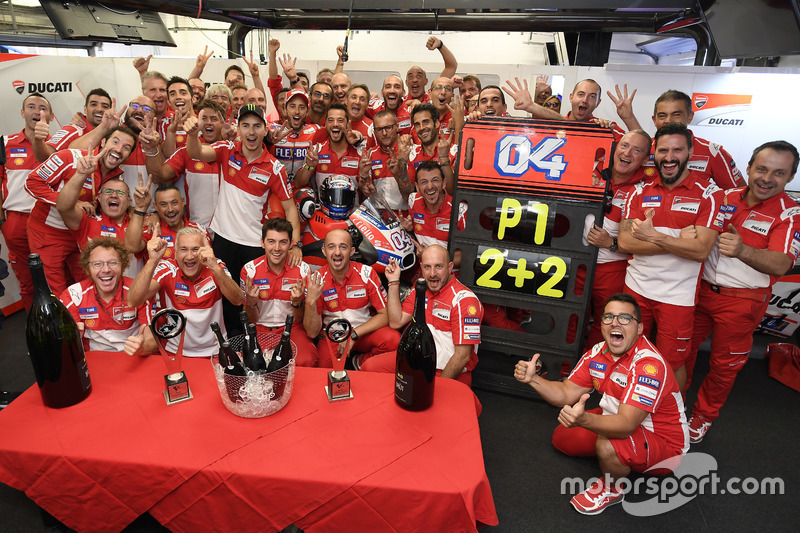 Ducati celebra la victoria en Silverstone