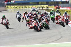 Start: Chaz Davies, Ducati Team leads