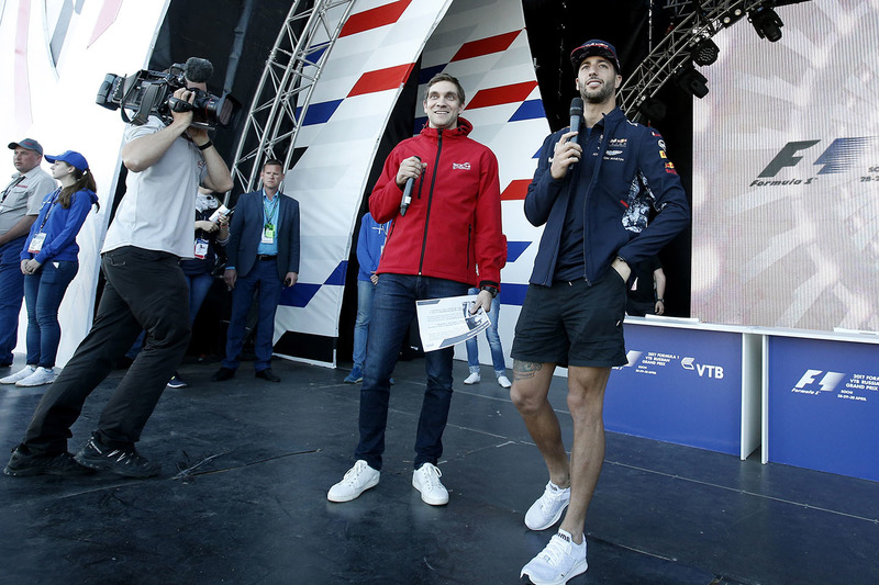 Daniel Ricciardo, Red Bull Racing at the autograph session