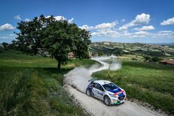 Paolo Andreucci e Anna Andreussi, Peugeot 208 T16, Peugeot Sport Italia