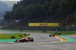 Max Verstappen, Red Bull Racing RB13, Daniel Ricciardo, Red Bull Racing RB13