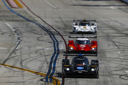 #10 Wayne Taylor Racing Cadillac DPi: Ricky Taylor, Jordan Taylor