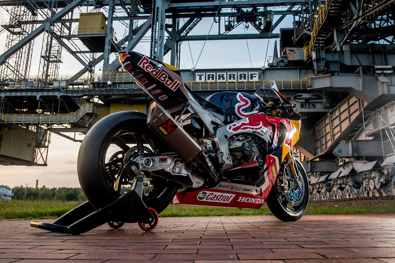 Das Bike von Stefan Bradl, Honda World Superbike Team am F60 Bagger
