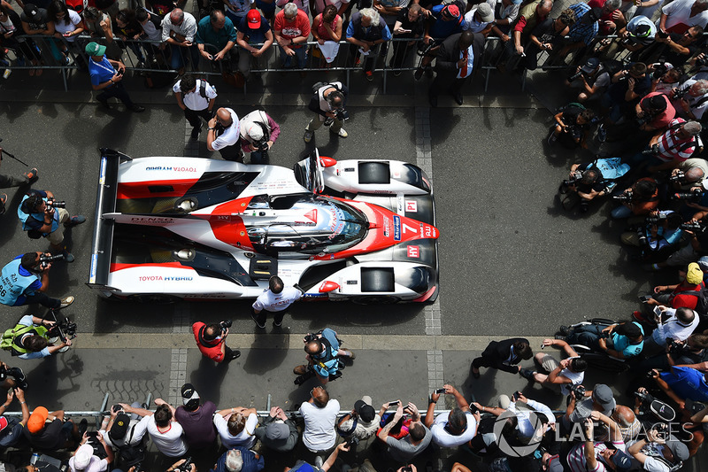 #7 Toyota Gazoo Racing Toyota TS050 Hybrid: Mike Conway, Kamui Kobayashi, Stéphane Sarrazin