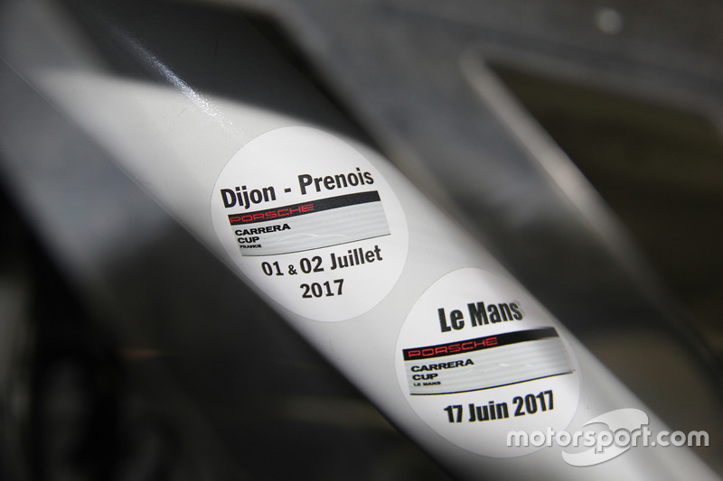 Ayhancan Güven'in 2017 başında kullandığı Porsche 911 GT3 Cup, Toksport WRT