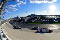 Ryan Blaney, Wood Brothers Racing Ford, David Ragan, Front Row Motorsports Ford