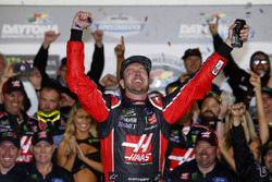 1. Kurt Busch, Stewart-Haas Racing, Ford
