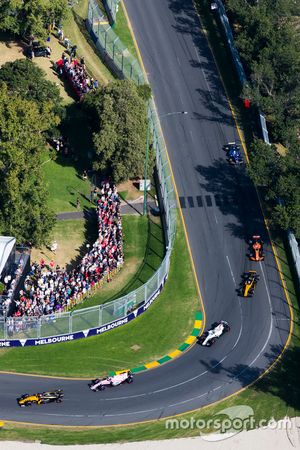Nico Hulkenberg, Renault Sport F1 Team RS17, Esteban Ocon, Force India VJM10, Lance Stroll, Williams