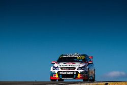 Craig Lowndes, Triple Eight Race Engineering Holden