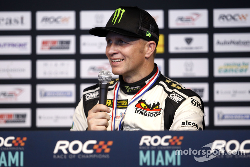 Conferencia de prensa con Petter Solberg