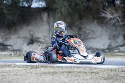 Carlos Sainz Jr., Scuderia Toro Rosso lors d'un roulage au Karting Club Correcaminos de Recas
