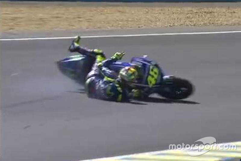 Valentino Rossi caída última vuelta