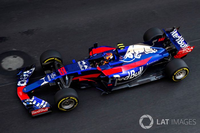 Carlos Sainz Jr., Scuderia Toro Rosso STR12