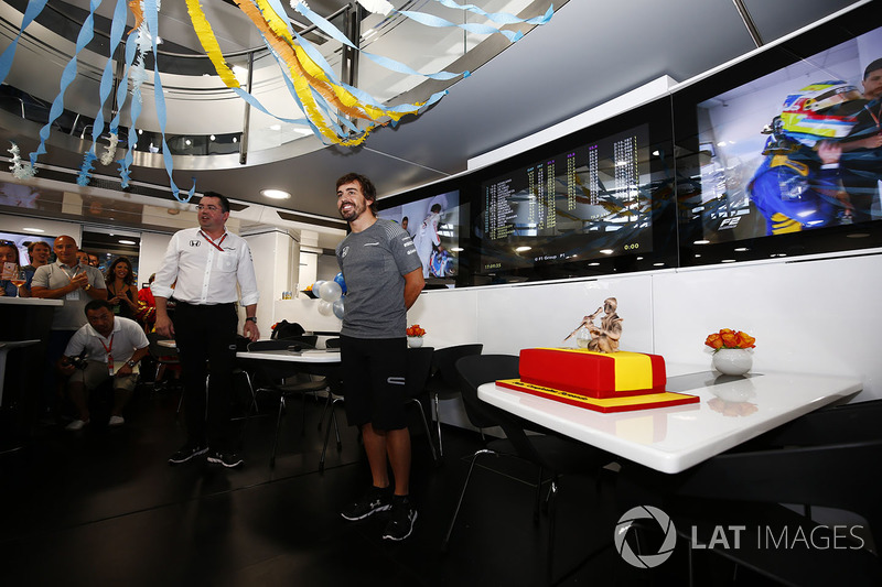 Fernando Alonso, McLaren, celebra su cumpleaños