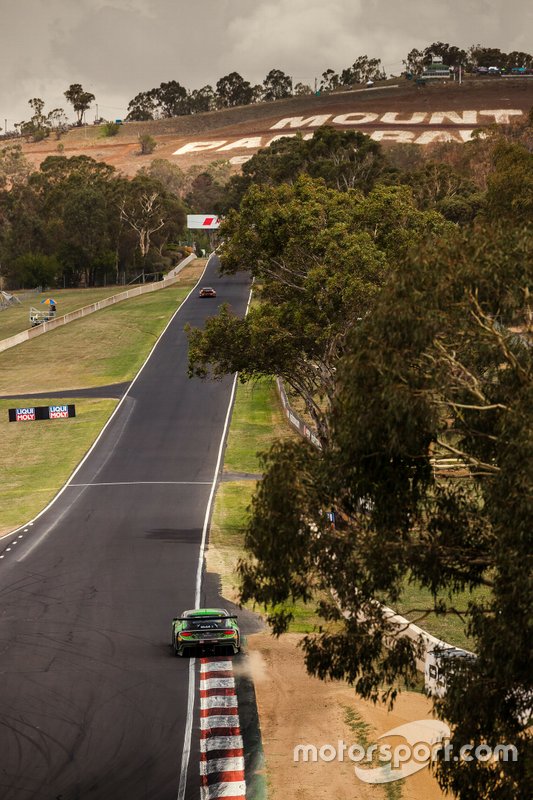 #7 Bentley Team M-Sport Bentley Continental GT3: Jules Gounon, Maxime Soulet, Jordan Pepper