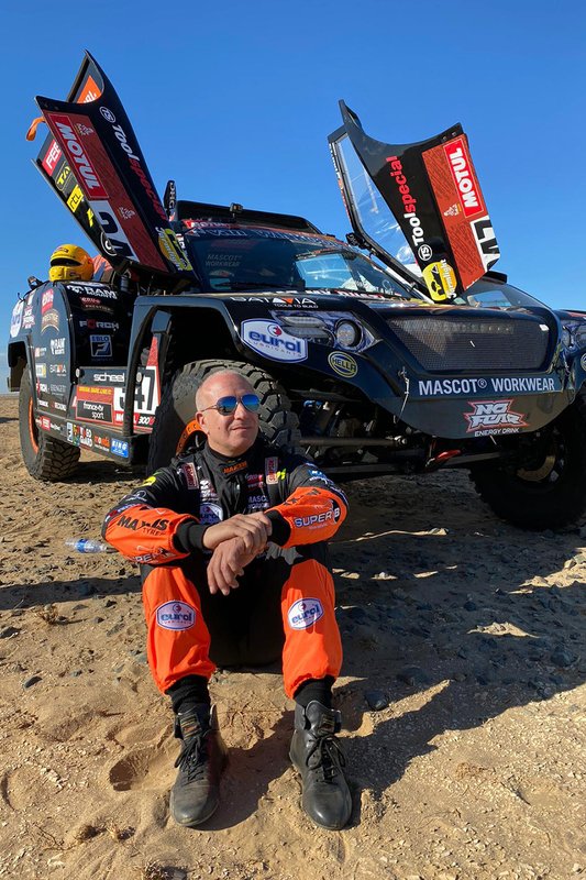 #347 Jefferies and Maxxis Dakar Team: Tim Coronel