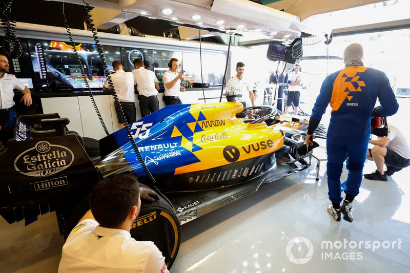 Carlos Sainz Jr., McLaren MCL34