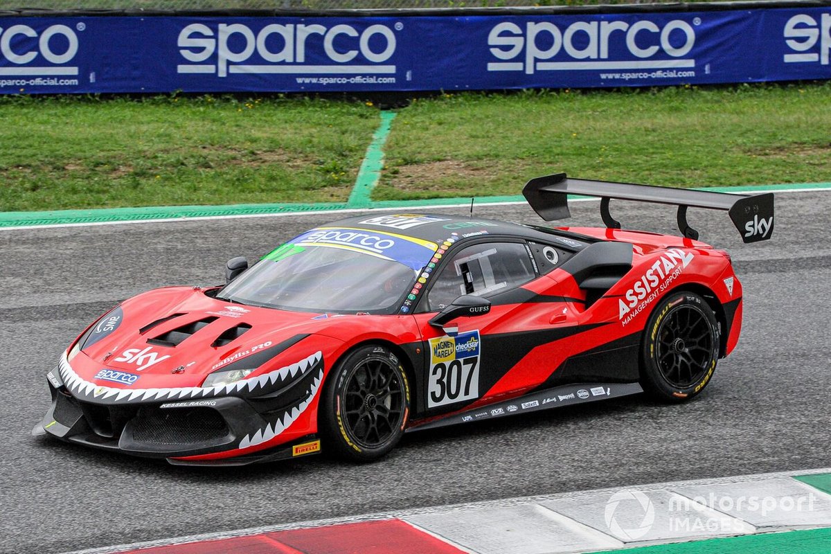 #307 Kessel Racing, Ferrari 488 Challenge Evo: Fons Scheltema